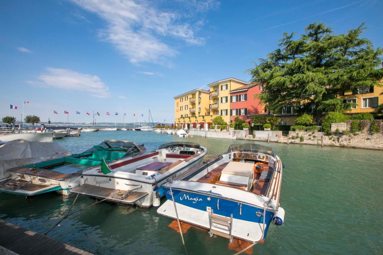 Villa Fiorita Apartments - Happy Rentals Sirmione Exterior photo